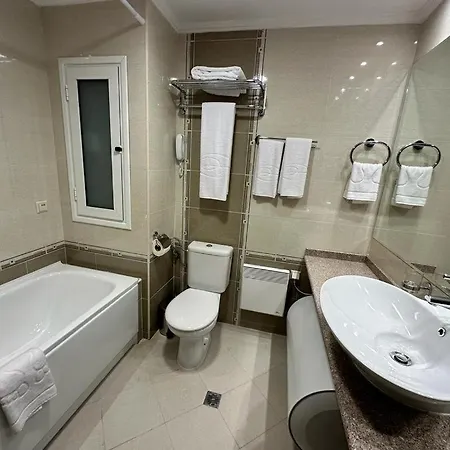 Luxury In Downtown Residential Complex