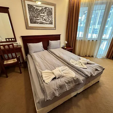 Luxury In Downtown Residential Complex Apartman Banszko