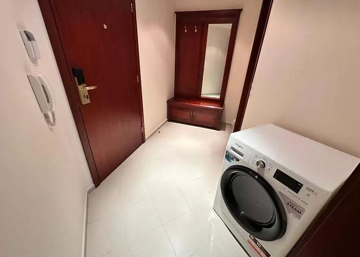 Luxury In Downtown Residential Complex Apartman